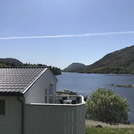 Chata Fjord Byrknes